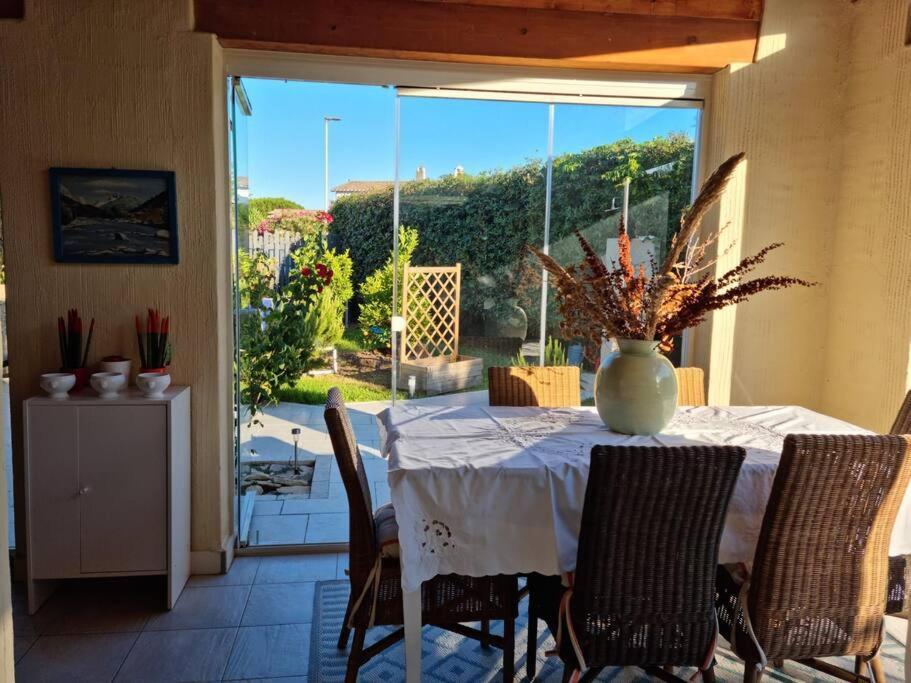 Villa Tea, Residenza Incantevole Con Giardino . Флумини ди Куарту Екстериор снимка