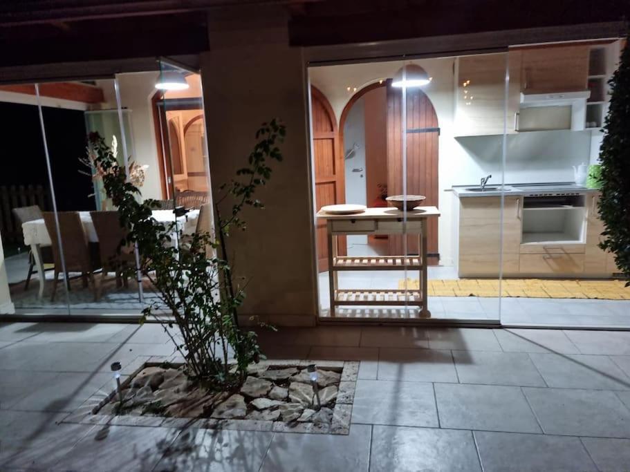 Villa Tea, Residenza Incantevole Con Giardino . Флумини ди Куарту Екстериор снимка
